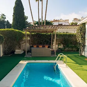  Holiday home Charming
